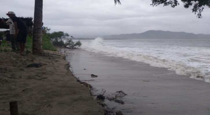 Tormenta Tropical “Rachel” mantendrá lluvias fuertes y oleaje elevado en Oaxaca (08:00 h)