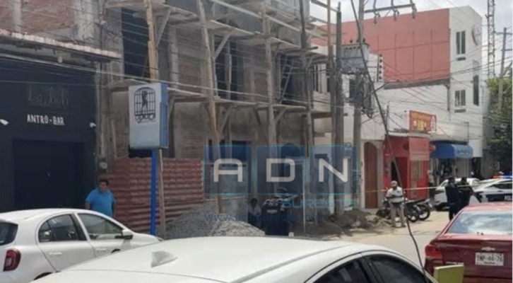 Muere trabajador de la construcción tras caer de estructura metálica en Juchitán (13:10 h)