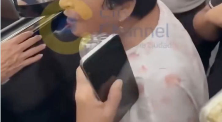“¡Detenga a los narcos!”: Mujer encara a Sheinbaum y golpea su camioneta en Tamaulipas (VIDEO) (12:30 h)