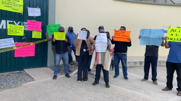 Docentes de la Universidad del Golfo en paro; no se inició el ciclo escolar (16:28 h)