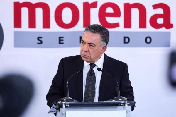 Llega al Senado el narcolegislador Enrique Insunza (18:00 h)