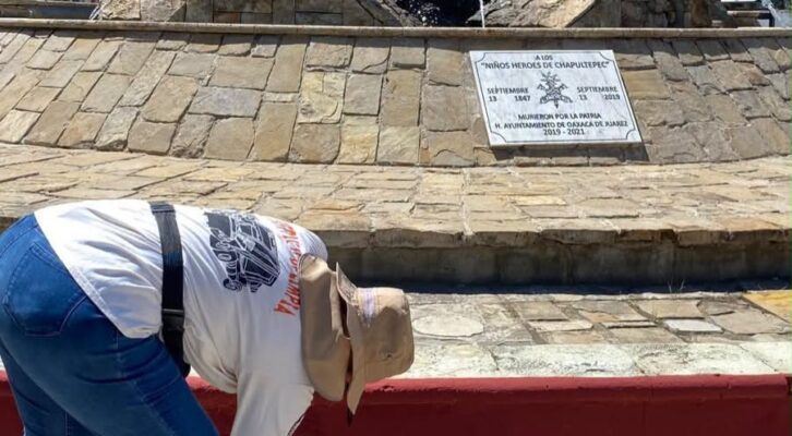 Realizan trabajos de limpieza y mantenimiento en el Monumento a los Niños Héroes (17:00 h)