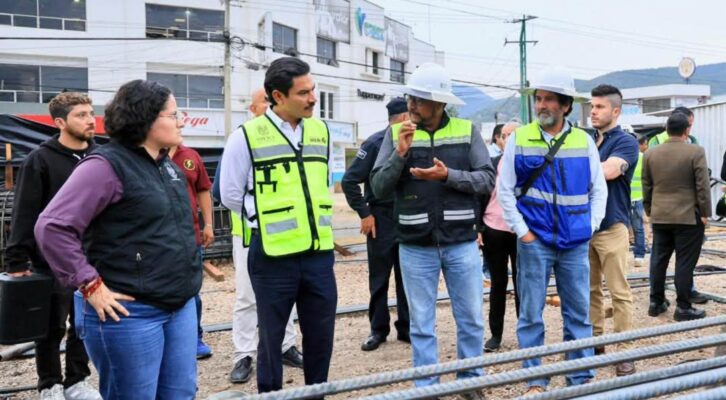 Avanza cimentación del Paso a Desnivel Monumento a Juárez (16:00 h)