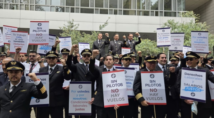 ‘Sin nosotros no hay vuelos’: Pilotos de Aeroméxico rechazan aumento salarial de 3.2% (16:00 h)