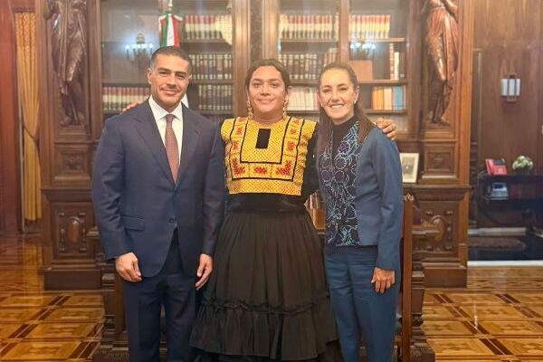 Elvis Guerra llega a Palacio Nacional; Sheinbaum y Harfuch atienden su caso tras ataque en Juchitán (18:51 h)