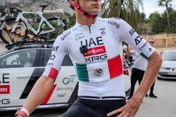 El mexicano Issac del Toro conquistó el Gran Premio de Montreal (19:04 h)