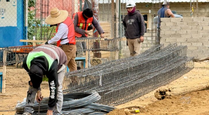 Avanza construcción del Centro Comunitario México Imparable en Pueblo Nuevo (11:00h)